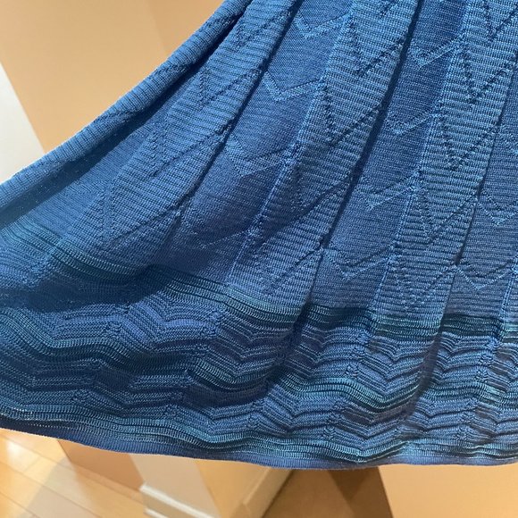 Classic Knit Missoni Dress - Picture 7 of 11